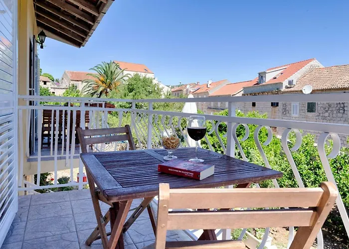 Prosperino Apartment Vis